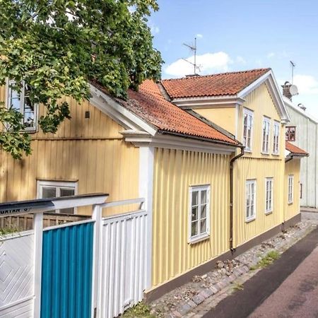 Central Laegenhet I 1700-Talshus Västervik Eksteriør billede
